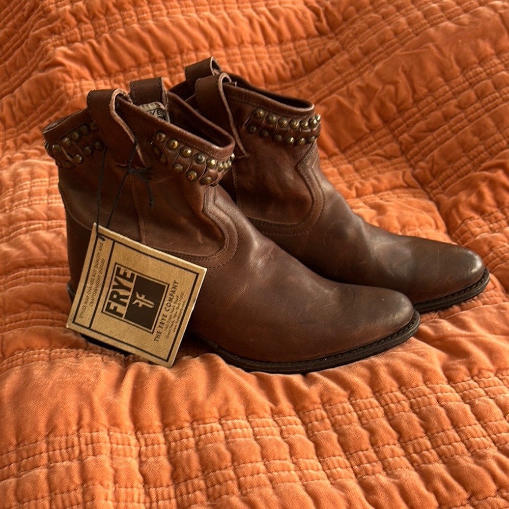 Frye Brown studded Billy Bootie Size 8